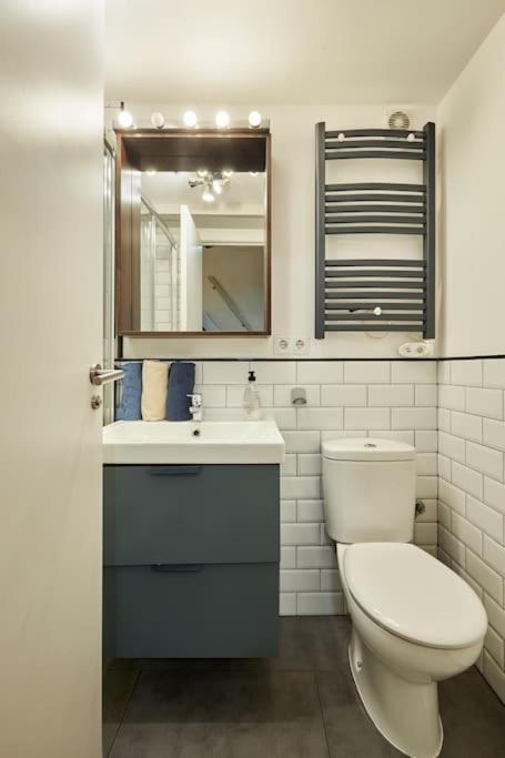Apartamento Con Encanto En Sol - Madrid #A Luaran gambar