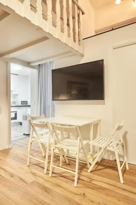 Apartamento Con Encanto En Sol - Madrid #A Luaran gambar